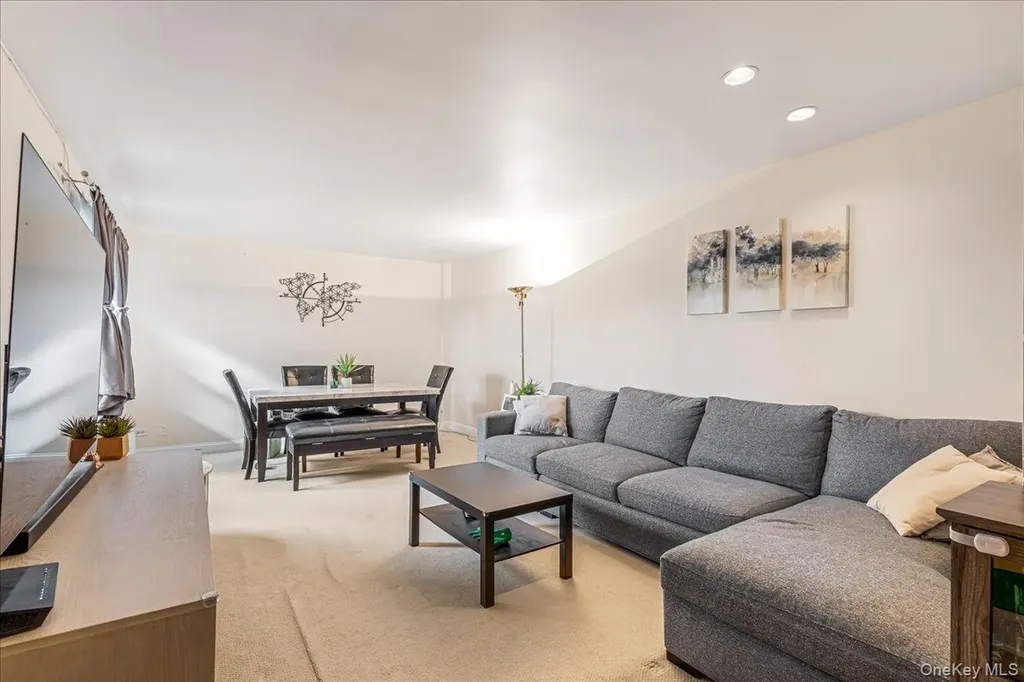 14455 Melbourne Avenue Flushing NY 11367
