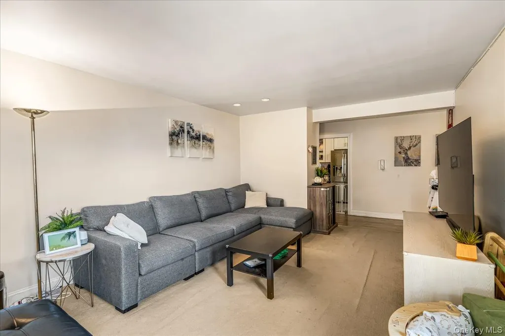 14455 Melbourne Avenue Flushing NY 11367