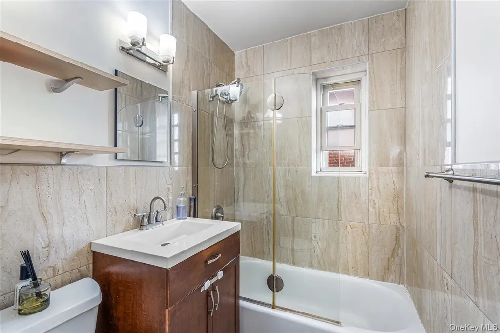14455 Melbourne Avenue Flushing NY 11367