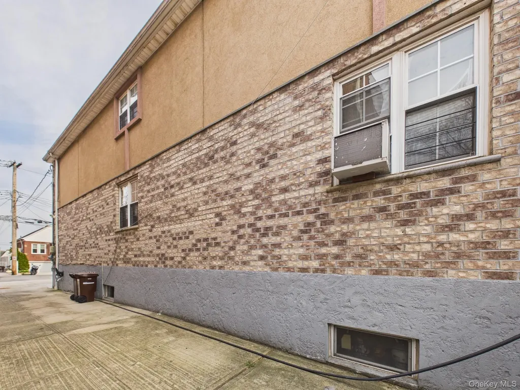2515 Woodhull Avenue Bronx NY 10469