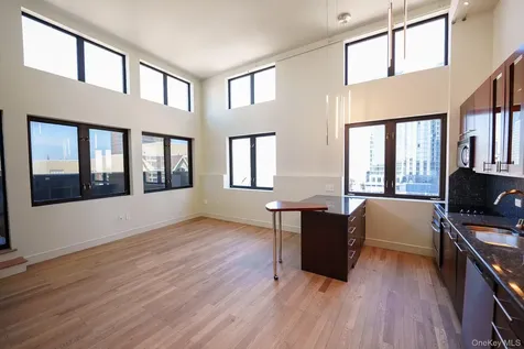 25 Leroy Place New Rochelle NY 10801