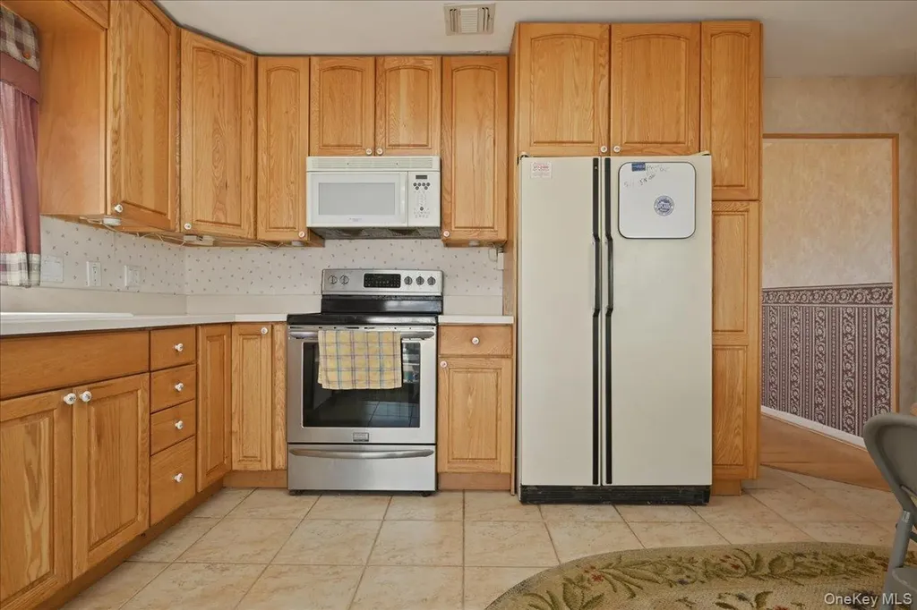 955 S Long Beach Avenue Freeport NY 11520