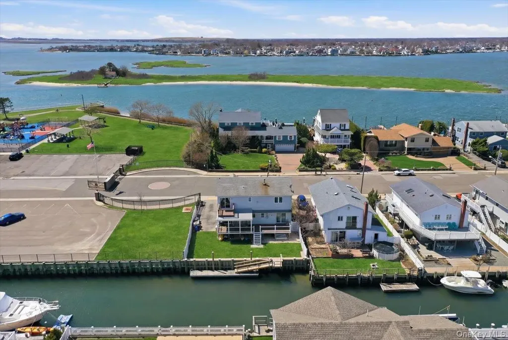 955 S Long Beach Avenue Freeport NY 11520