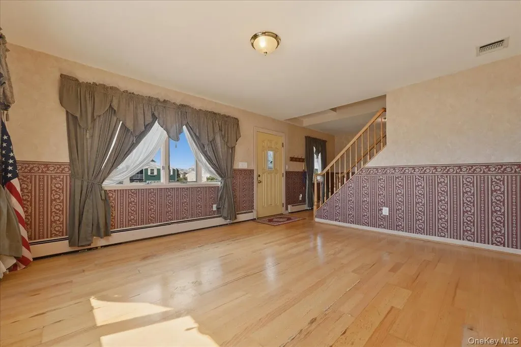 955 S Long Beach Avenue Freeport NY 11520
