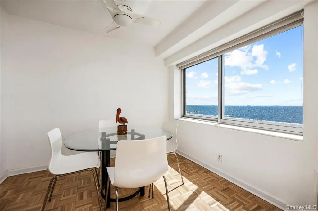 170 W Broadway Long Beach NY 11561
