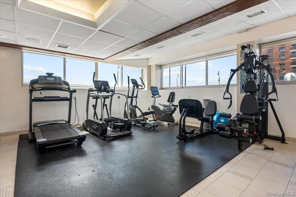 170 W Broadway Long Beach NY 11561