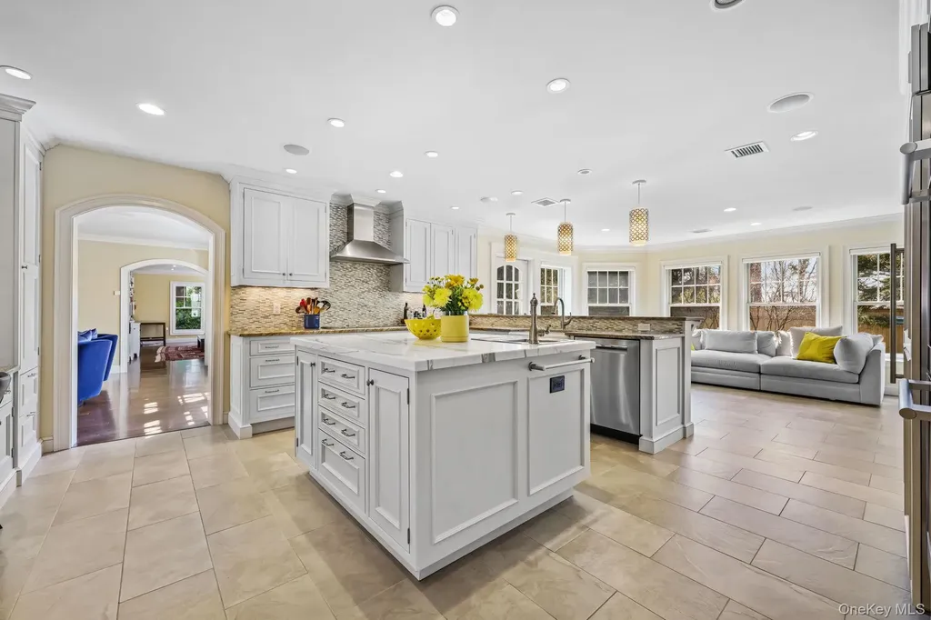 12 Woodland Avenue Bronxville NY 10708
