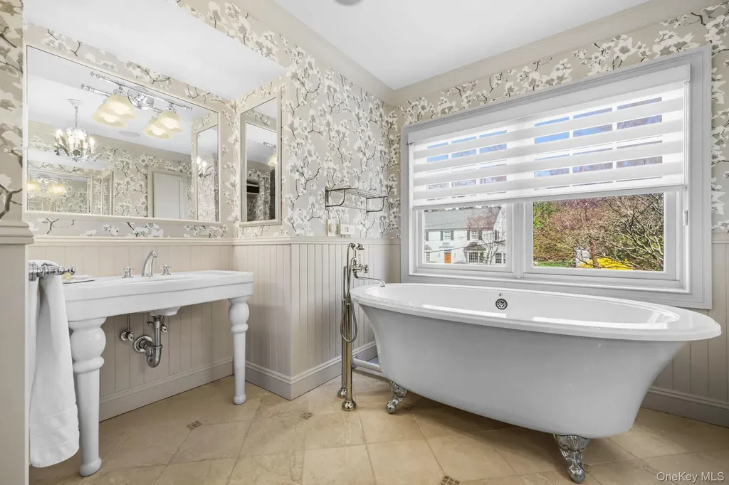 12 Woodland Avenue Bronxville NY 10708