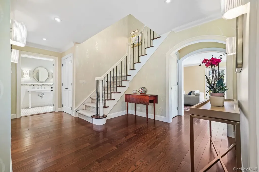 12 Woodland Avenue Bronxville NY 10708
