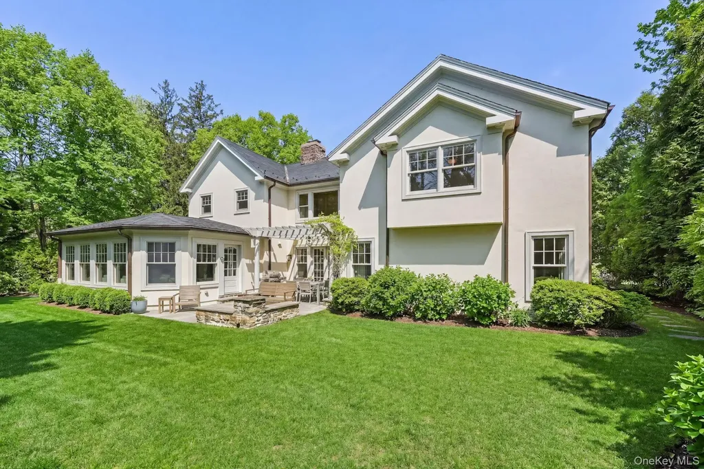 12 Woodland Avenue Bronxville NY 10708