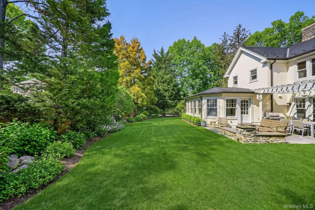 12 Woodland Avenue Bronxville NY 10708