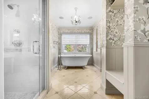 12 Woodland Avenue Bronxville NY 10708