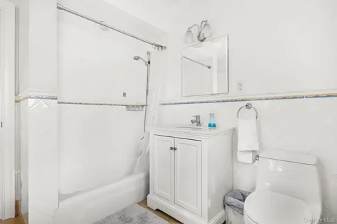 12 Woodland Avenue Bronxville NY 10708