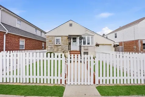 75 Woodlawn Avenue Yonkers NY 10704