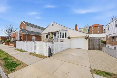 75 Woodlawn Avenue Yonkers NY 10704
