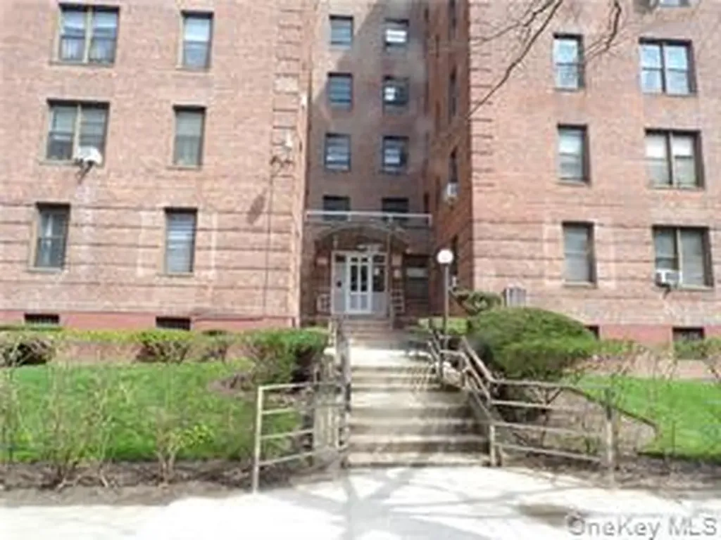 2615 Homecrest Avenue Brooklyn NY 11235