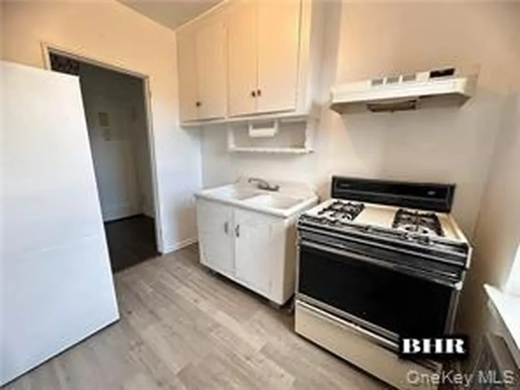 2615 Homecrest Avenue Brooklyn NY 11235