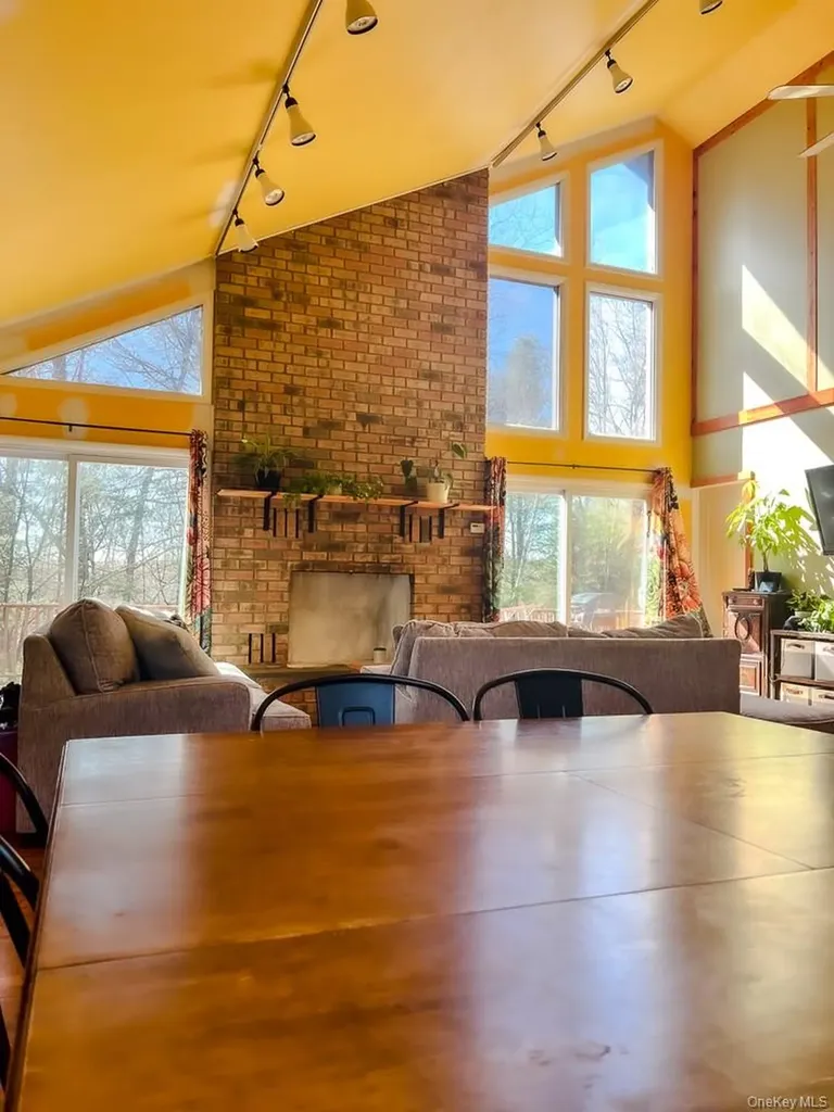 19 Morris Drive Loch Sheldrake NY 12759