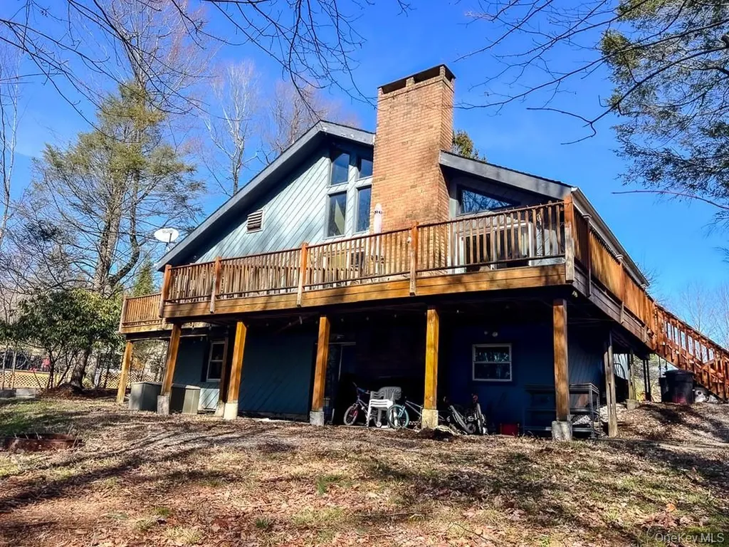 19 Morris Drive Loch Sheldrake NY 12759