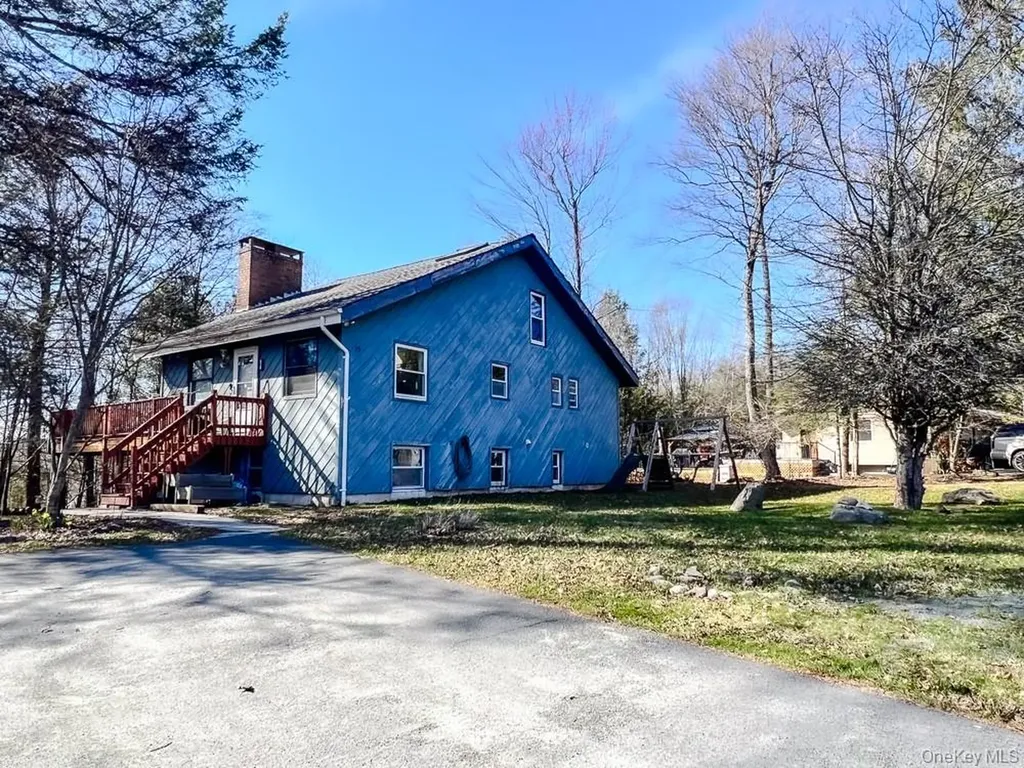 19 Morris Drive Loch Sheldrake NY 12759