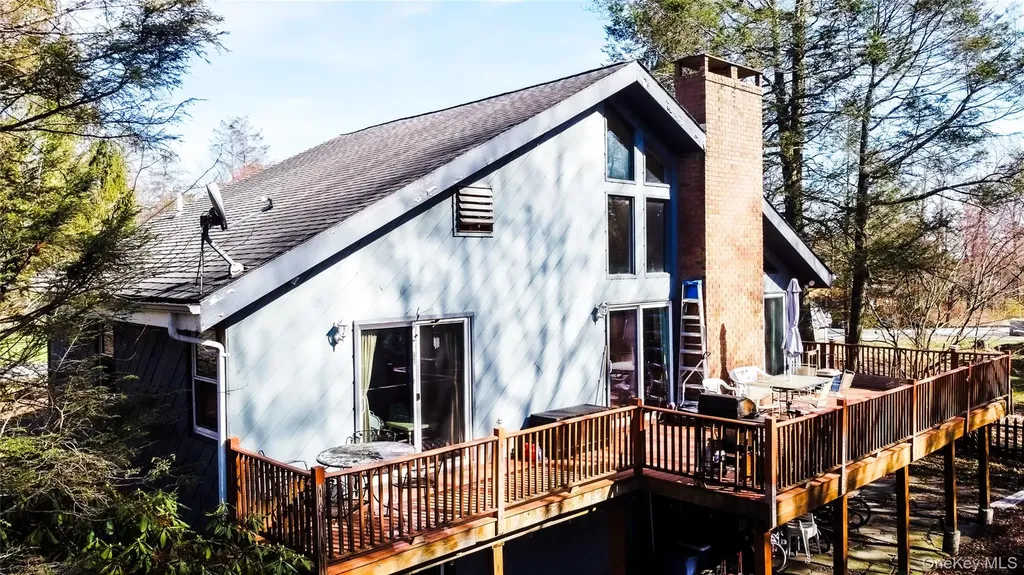 19 Morris Drive Loch Sheldrake NY 12759