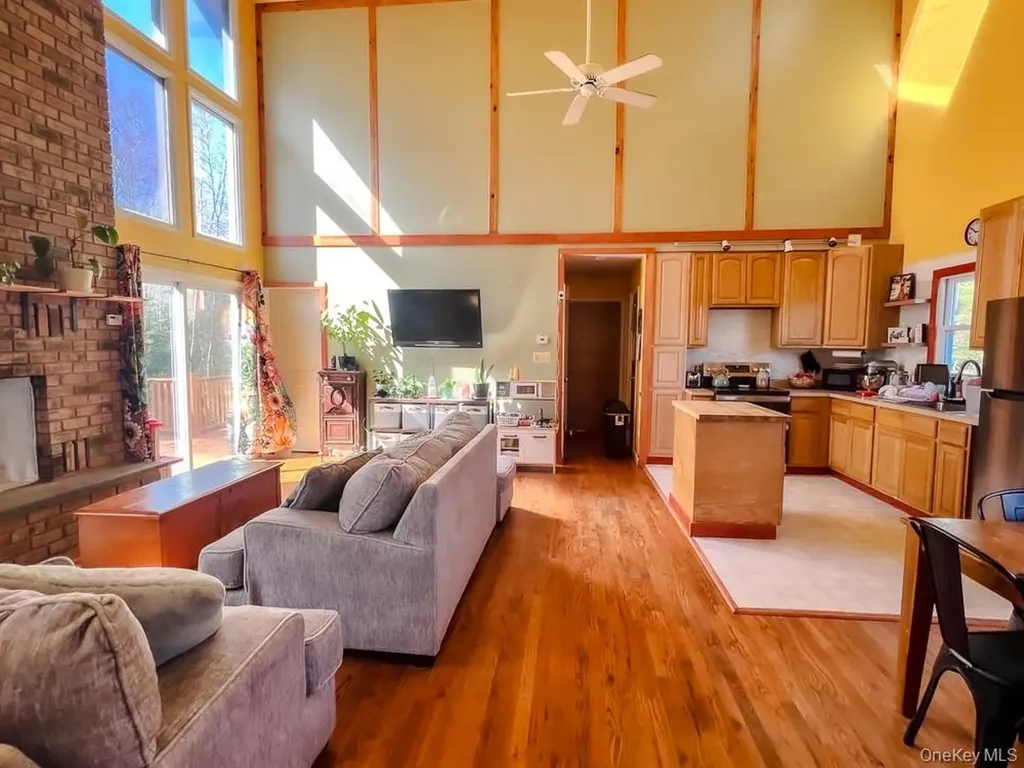 19 Morris Drive Loch Sheldrake NY 12759