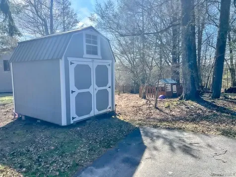 19 Morris Drive Loch Sheldrake NY 12759