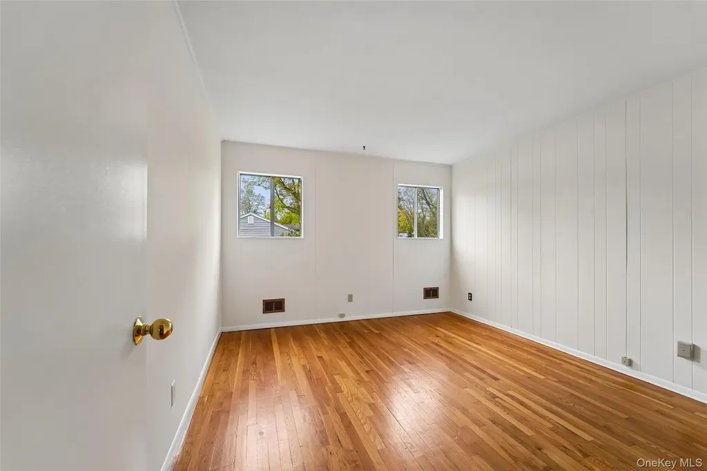 16 Jill Drive West Nyack NY 10994