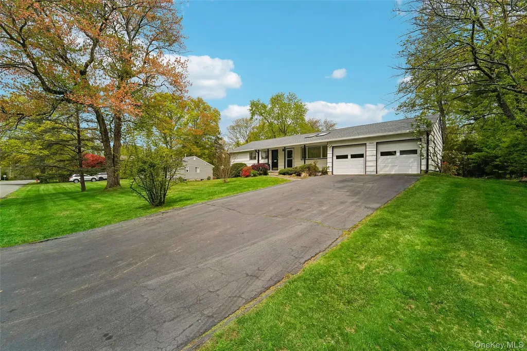 16 Jill Drive West Nyack NY 10994