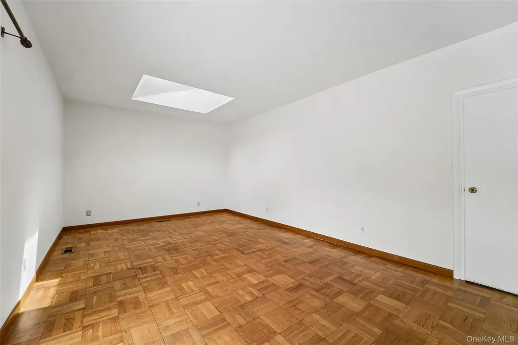 16 Jill Drive West Nyack NY 10994