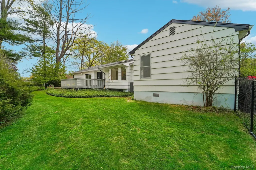 16 Jill Drive West Nyack NY 10994