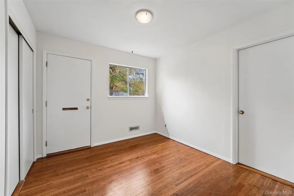 16 Jill Drive West Nyack NY 10994
