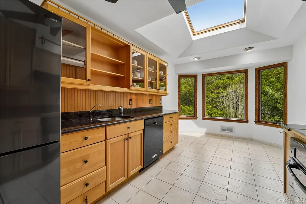 16 Jill Drive West Nyack NY 10994