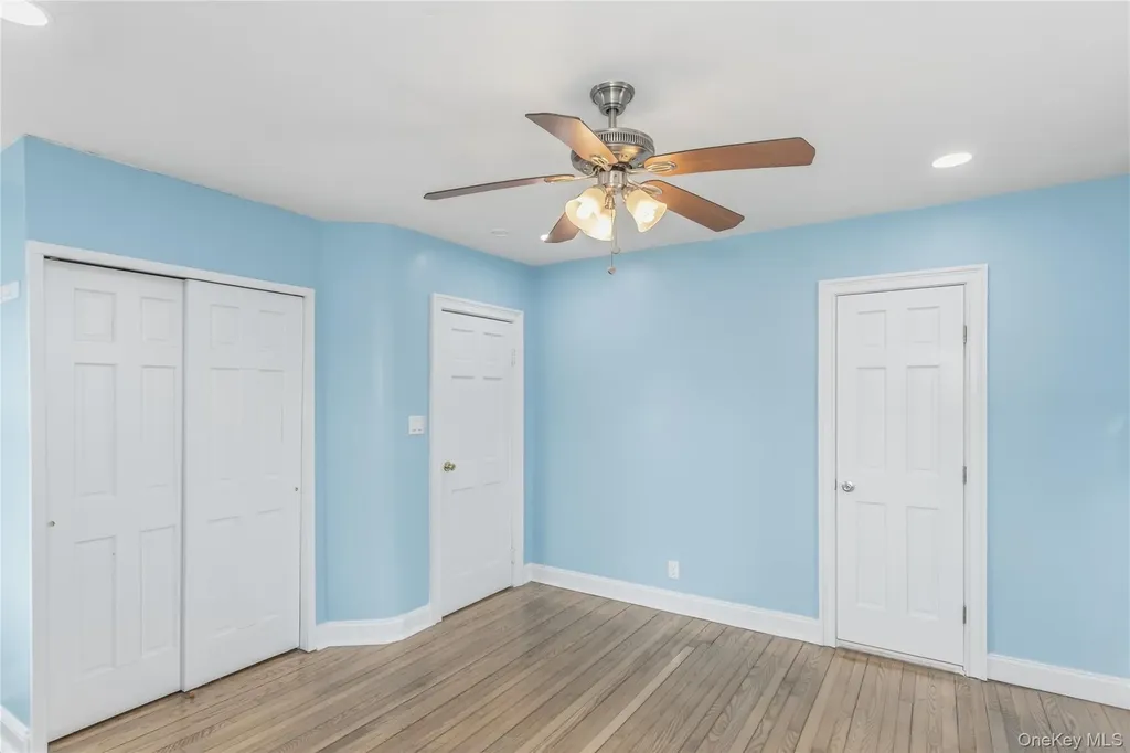 325 E Park Avenue Long Beach NY 11561