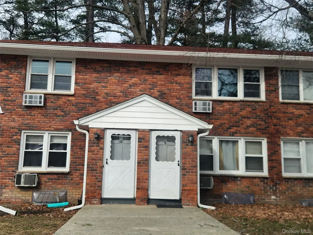 2710 South Poughkeepsie NY 12601