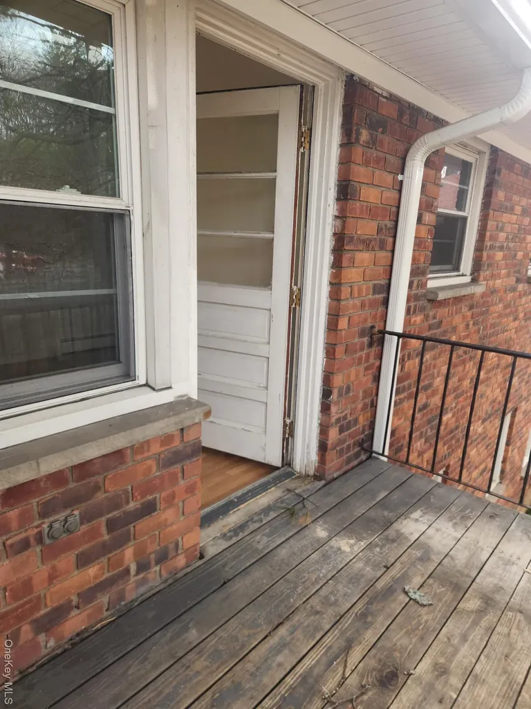 2710 South Poughkeepsie NY 12601