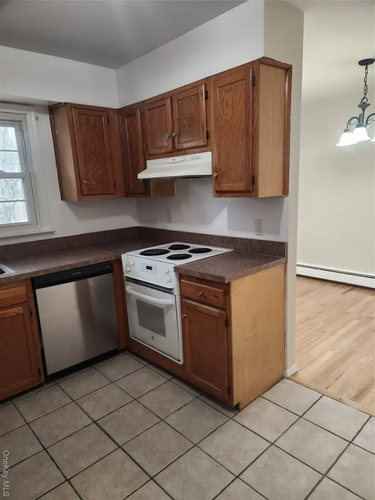 2710 South Poughkeepsie NY 12601