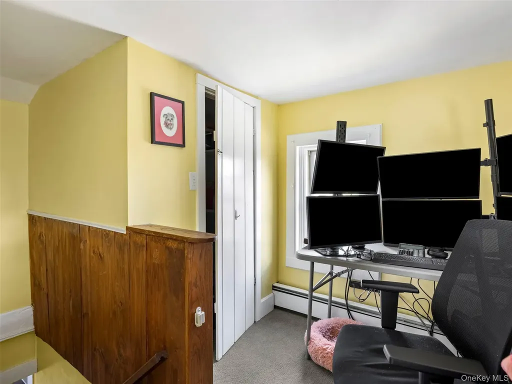 73 Sands Avenue Milton NY 12547