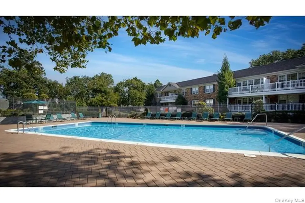 65 Prospect Avenue Hewlett NY 11557