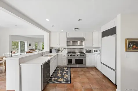 7 Penniman Point Road Quogue NY 11959