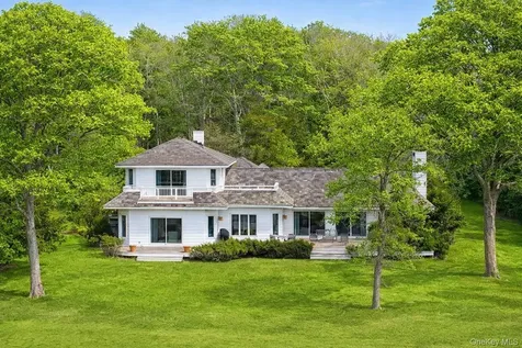7 Penniman Point Road Quogue NY 11959