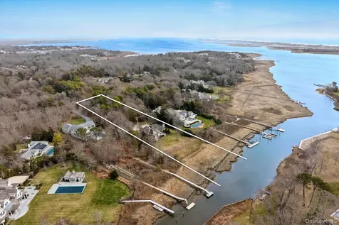 7 Penniman Point Road Quogue NY 11959