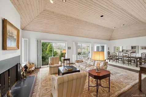 7 Penniman Point Road Quogue NY 11959