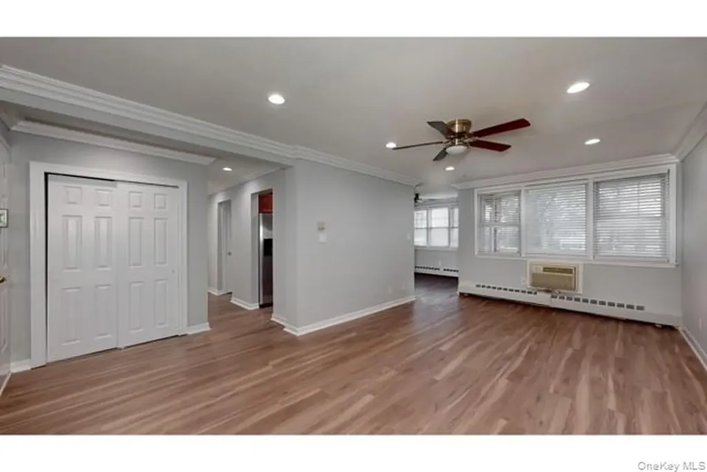 65 Prospect Avenue Hewlett NY 11557
