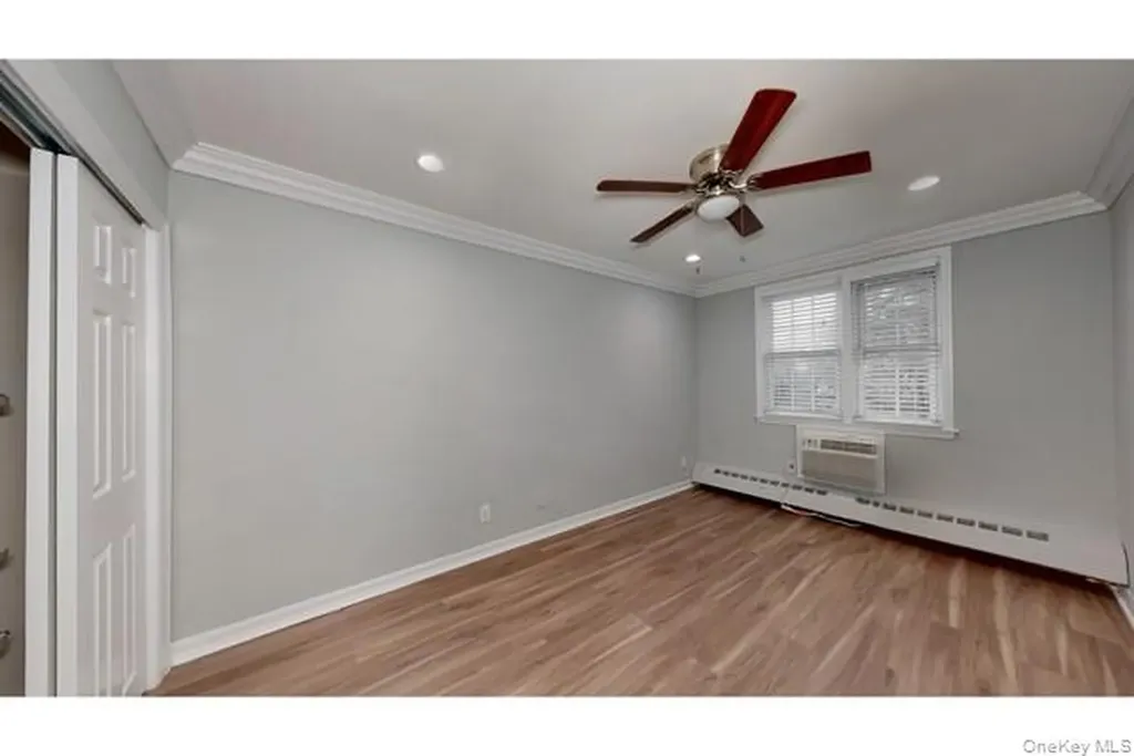 65 Prospect Avenue Hewlett NY 11557
