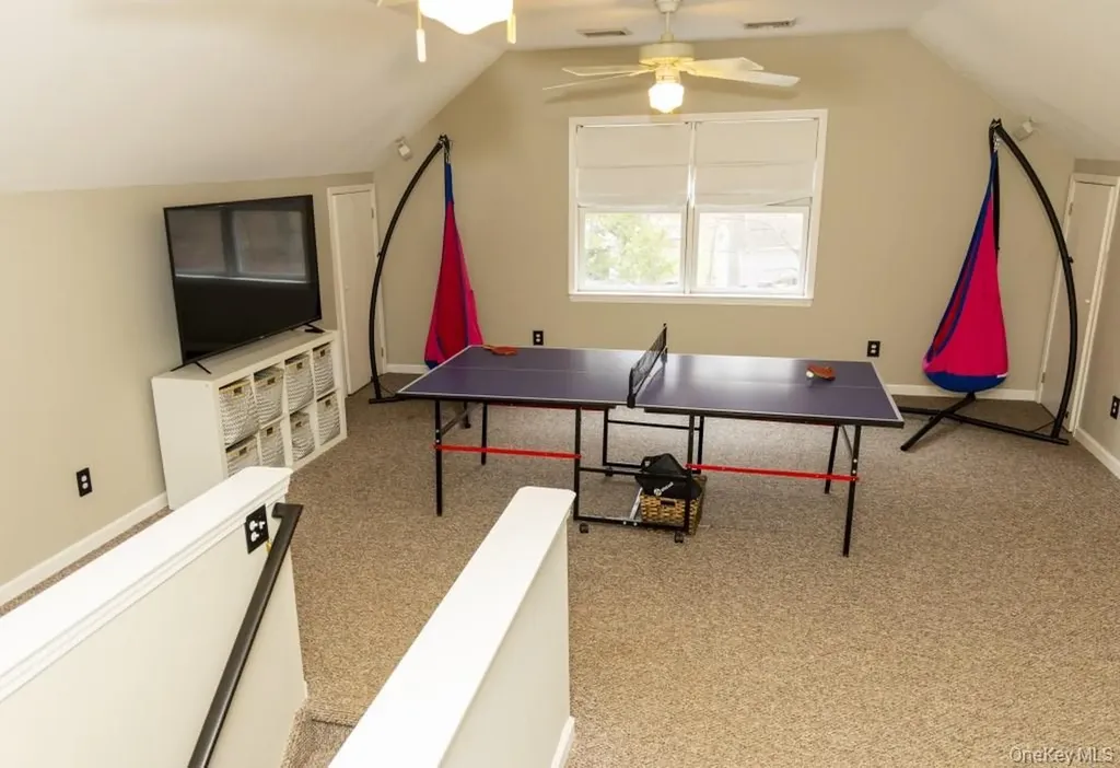 12 Ann Drive Rhinebeck NY 12572