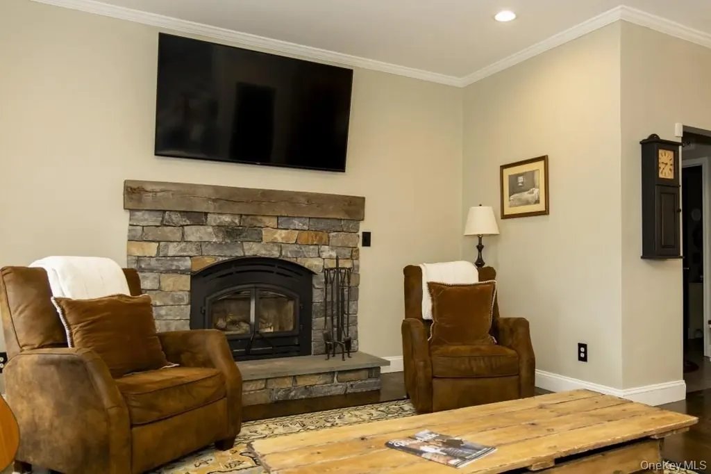 12 Ann Drive Rhinebeck NY 12572