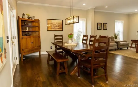 12 Ann Drive Rhinebeck NY 12572