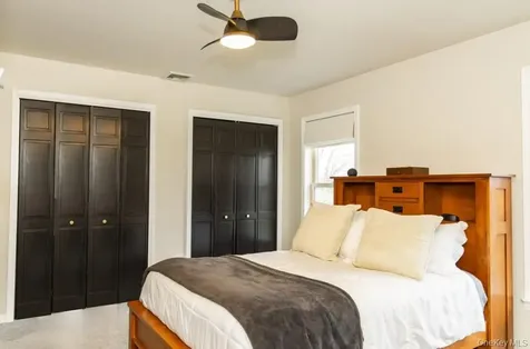 12 Ann Drive Rhinebeck NY 12572