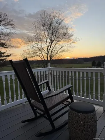 12 Ann Drive Rhinebeck NY 12572